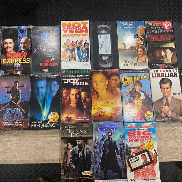 Lot of (21)  Original VHS Tapes with Covers - Matrix/Training Day/Liar Liar MINT - Picture 4 of 4